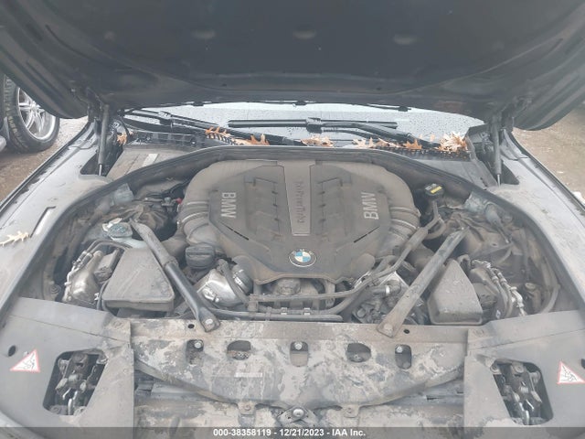 WBAYA8C53ED825307 BMW 750i