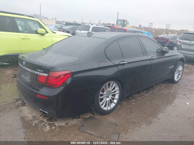 WBAYA8C53ED825307 BMW 750i