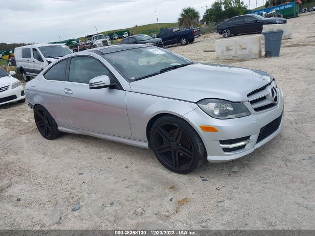 2013 MERCEDES-BENZ C 250 VIN: WDDGJ4HB0DG004075