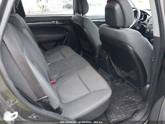 2012 KIA SORENTO LX VIN: 5XYKT4A65CG212899