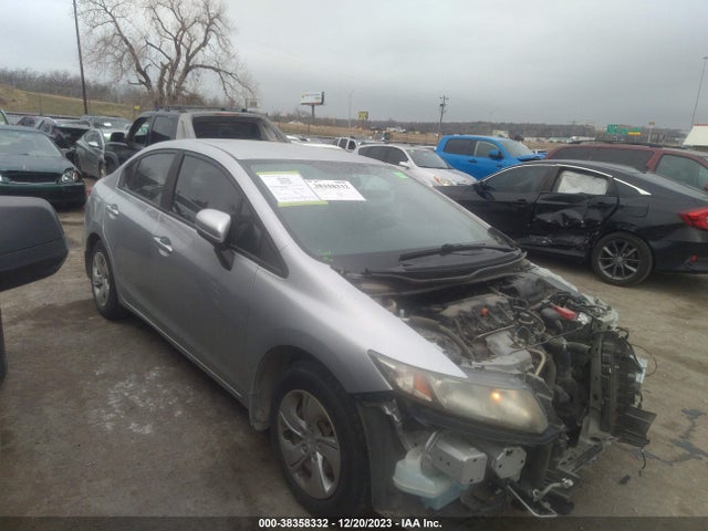 2015 19XFB2F56FE000135 main image