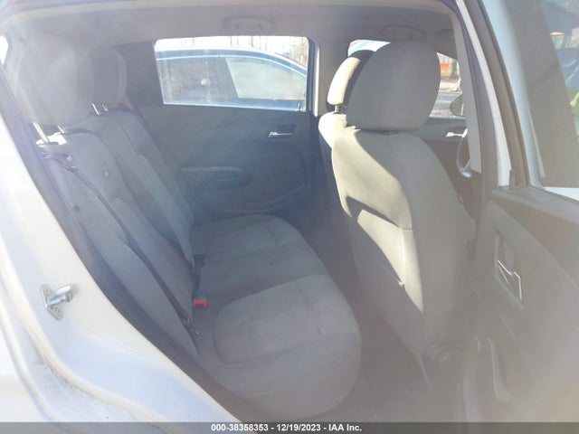 Chevrolet Sonic Ls Auto 2014 1G1JA6SH0E4121840 Image 8