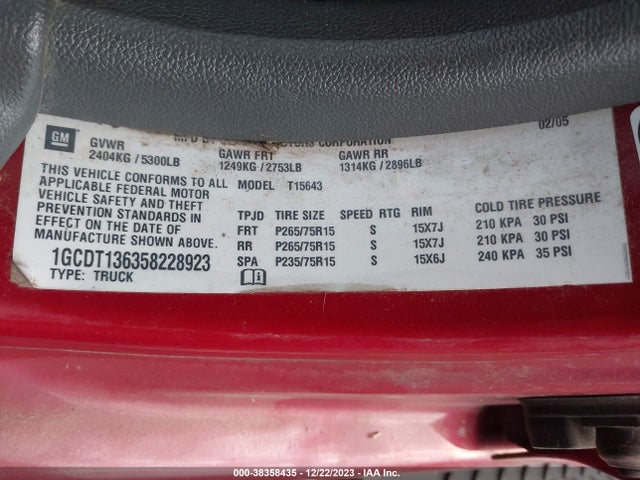 2005 CHEVROLET COLORADO LS VIN: 1GCDT136358228923