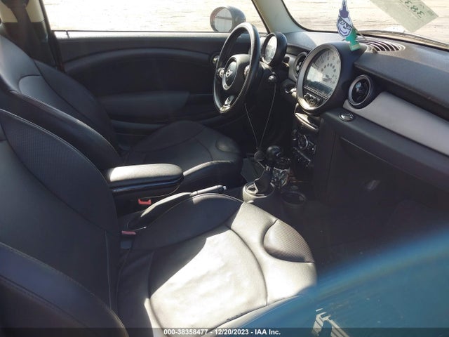 2012 MINI COOPER WMWSU3C58CT543604 Photo 4