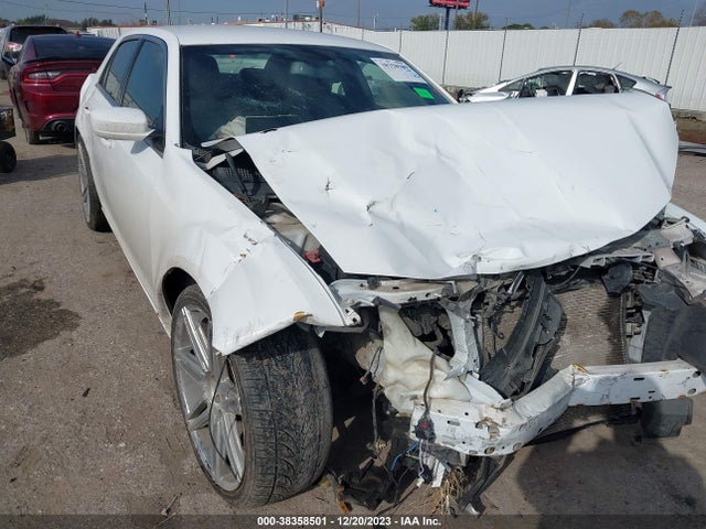 2013 CHRYSLER 300 VIN: 2C3CCAAG7DH657194