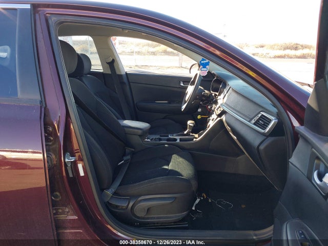 KIA Optima Lx 2019 5XXGT4L32KG351819 Image 5