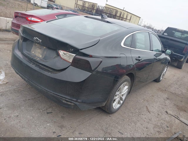 Chevrolet MALIBU LT 2018 1G1ZD5ST0JF227468 Image 4