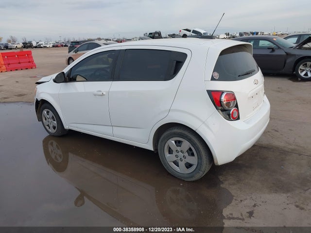 Chevrolet Sonic Ls Auto 2015 1G1JA6SHXF4186485 Image 3