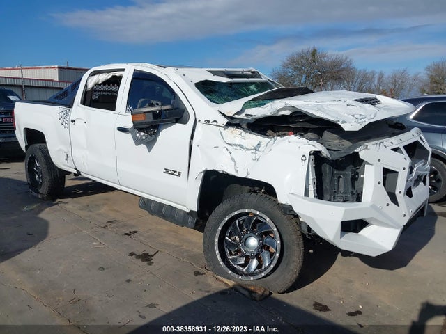 2017 1GC1KWEY5HF234997 main image