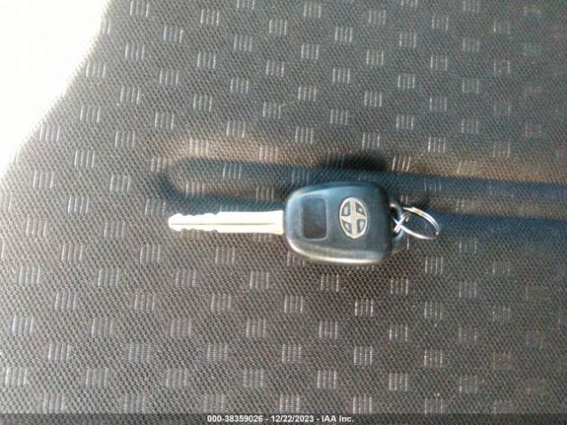 JTKKUPB41E1040040 Scion XD