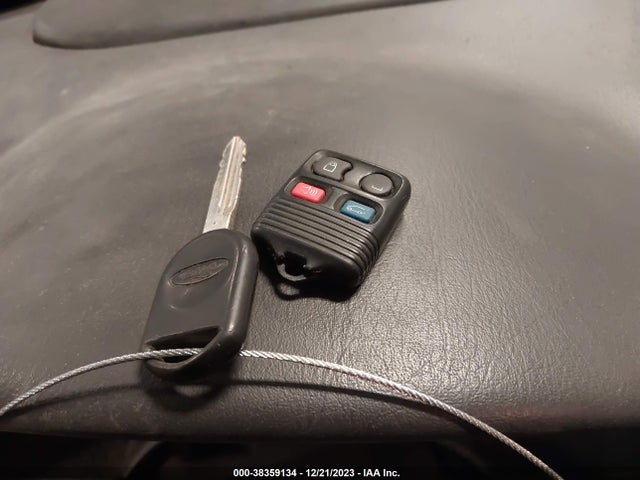 2002 FORD EXPLORER LIMITED VIN: 1FMDU75W12ZA76042