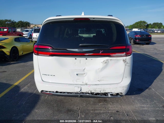 Chrysler Pacifica Touring L 2022 2C4RC1BG4NR191255 Image 16