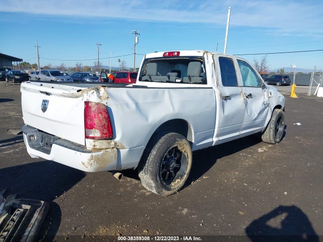 RAM 1500 Express Quad Cab 4x2 6'4 Box 2018 1C6RR6FG0JS341741 Image 4
