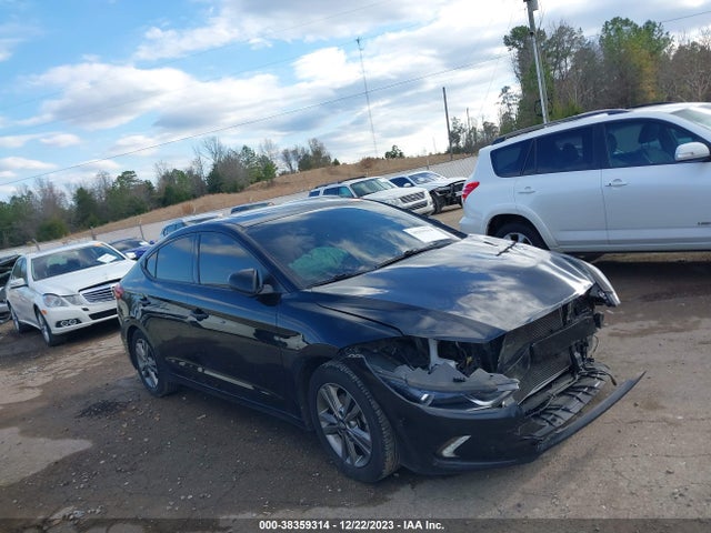 2018 5NPD84LF0JH322191 main image