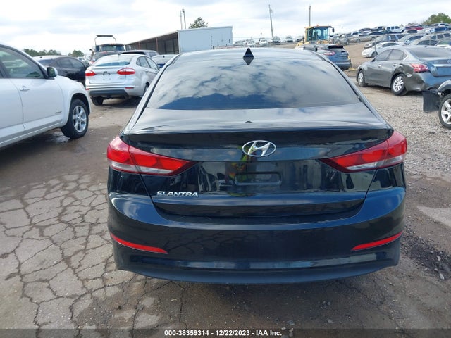 Hyundai Elantra Value Edition 2018 5NPD84LF0JH322191 Image 17