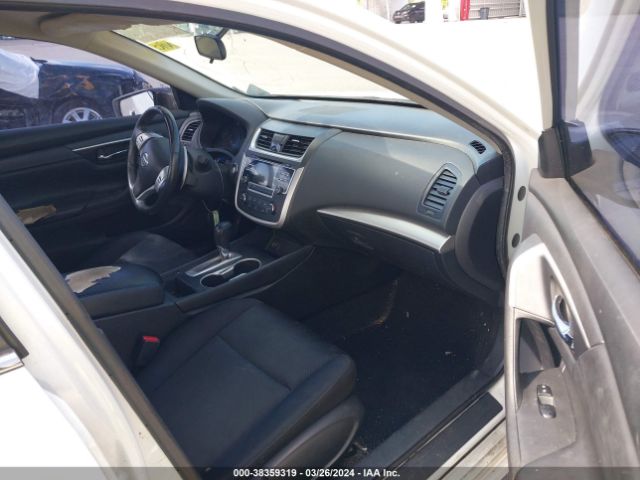 1N4AL3AP0HC185689 Nissan Altima 2.5 Sr