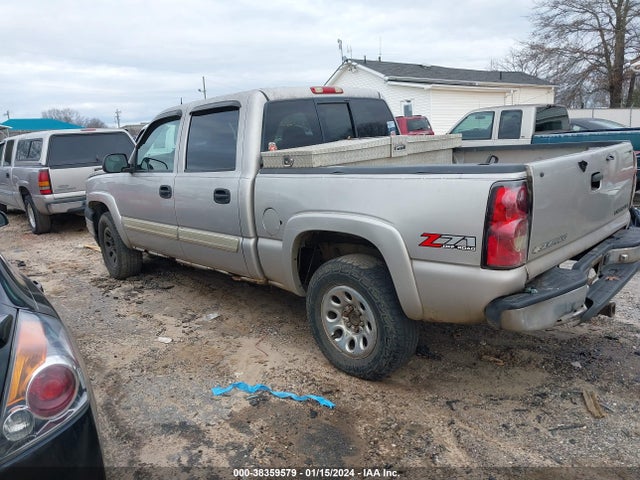 2005 CHEVROLET SILVERADO 1500 Z71 VIN: 2GCEK13T151205804
