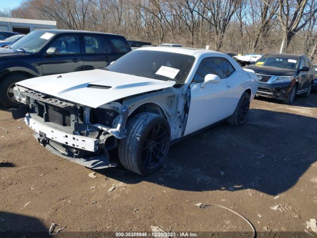 2C3CDZAGXJH258657 Dodge Challenger Sxt Plus