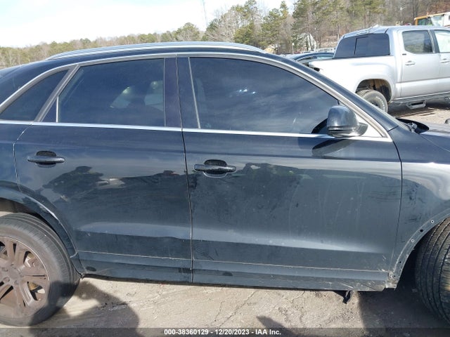 WA1HCCFS5HR000971 Audi Q3 2.0t Premium