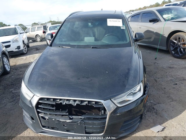 WA1HCCFS5HR000971 Audi Q3 2.0t Premium