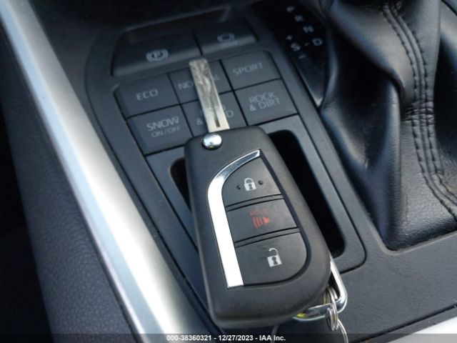 2019 TOYOTA RAV4 JTMG1RFV0KD034020 Photo 10