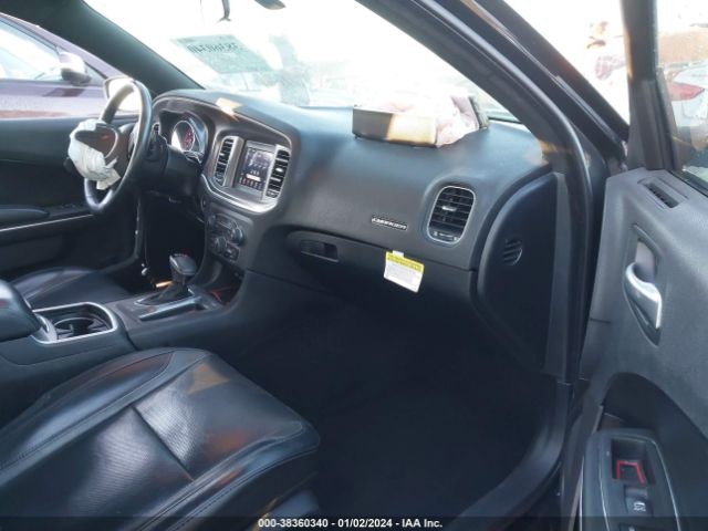 2C3CDXBGXKH655063 Dodge Charger Sxt Rwd