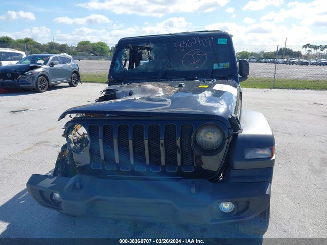1C4GJXAG2JW194593 Jeep Wrangler Sport 4x4