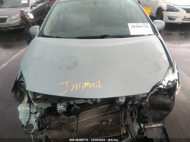 Toyota Prius Two 2015 JTDKN3DUXF1996208 Image 10