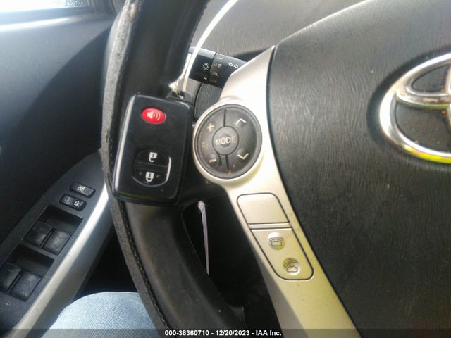 Toyota Prius Two 2015 JTDKN3DUXF1996208 Image 11