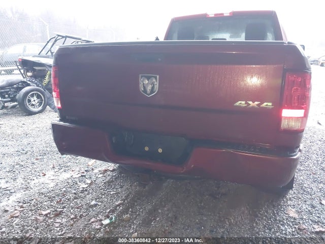 RAM 1500 Express Quad Cab 4x4 6'4 Box 2017 1C6RR7FG1HS618901 Image 16