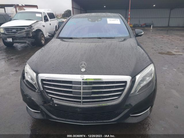WDDUG8CB6FA113646 Mercedes-Benz S 550