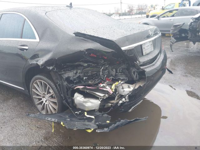 WDDUG8CB6FA113646 Mercedes-Benz S 550