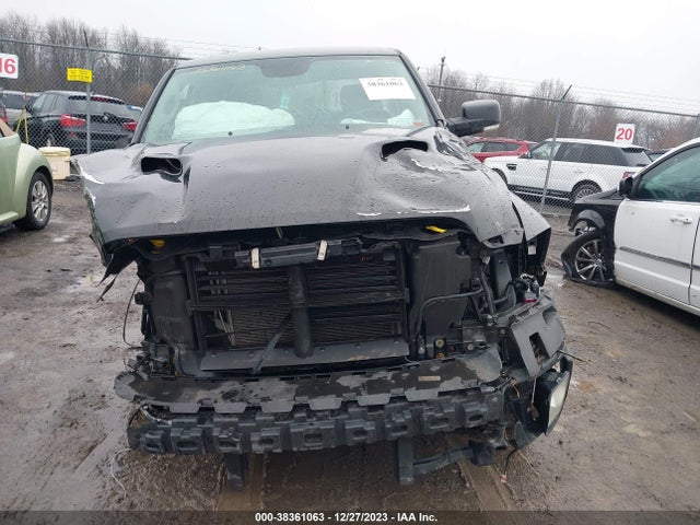 2018 RAM 1500 VIN: 1C6RR7MT4JS114039