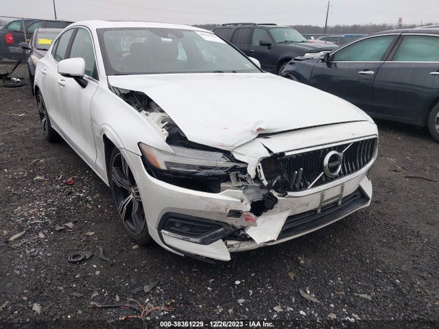 7JR102FL6LG072903 Volvo S60 T5 Inscription