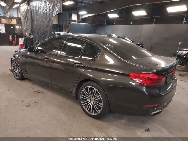 BMW 540i Xdrive 2017 WBAJE7C3XHG889796 Image 3