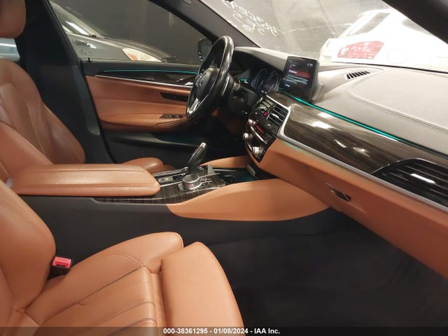 BMW 540i Xdrive 2017 WBAJE7C3XHG889796 Image 5