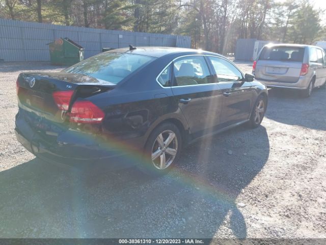 1VWAT7A37FC094475 Volkswagen Passat 1.8t Limited Edition