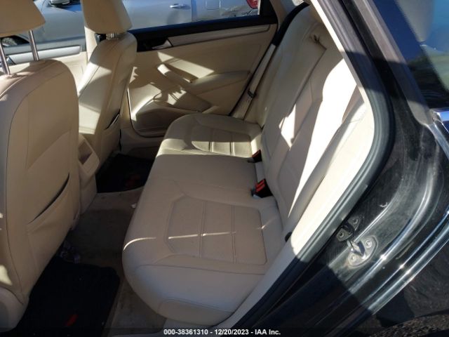 1VWAT7A37FC094475 Volkswagen Passat 1.8t Limited Edition
