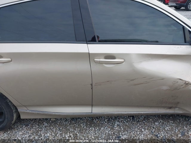 Honda ACCORD EX 2018 1HGCV1F41JA215902 Image 13