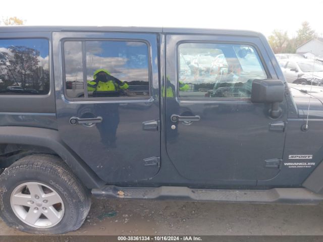 1C4BJWDG3HL528397 Jeep Wrangler Unlimited Sport 4x4