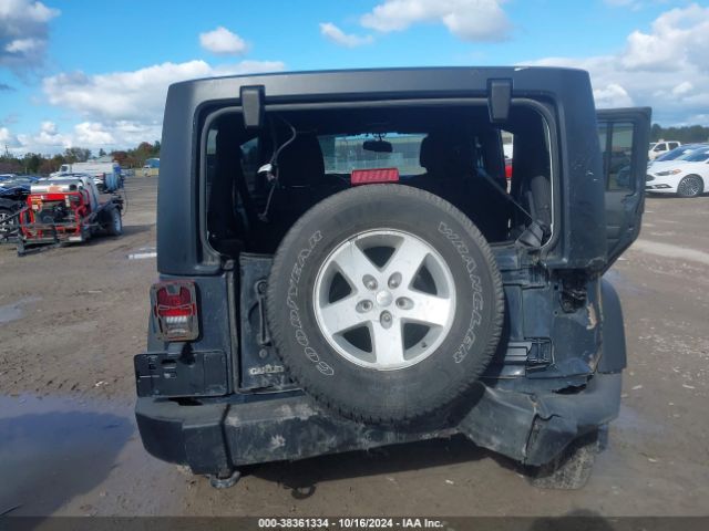 1C4BJWDG3HL528397 Jeep Wrangler Unlimited Sport 4x4