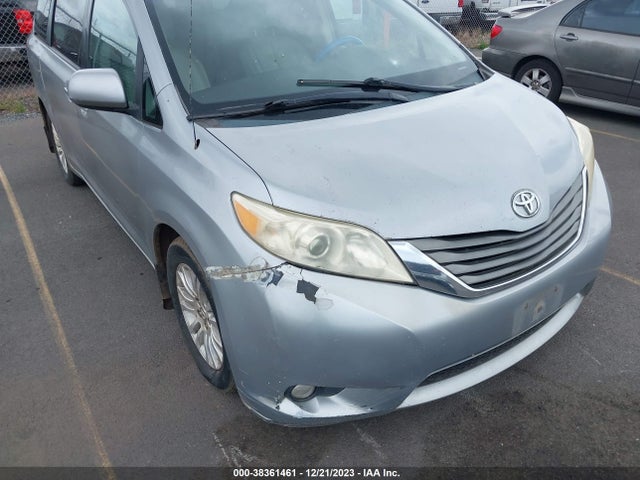 2012 TOYOTA SIENNA LIMITED V6 7 PASSENGER/XLE V6 7 PASSENGER AUTO ACCESS SEAT/XLE V6 8 PASSENGER VIN: 5TDYK3DC0CS232344