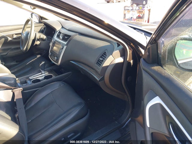 2016 NISSAN ALTIMA 3.5 SL/3.5 SR VIN: 1N4BL3AP4GC137843
