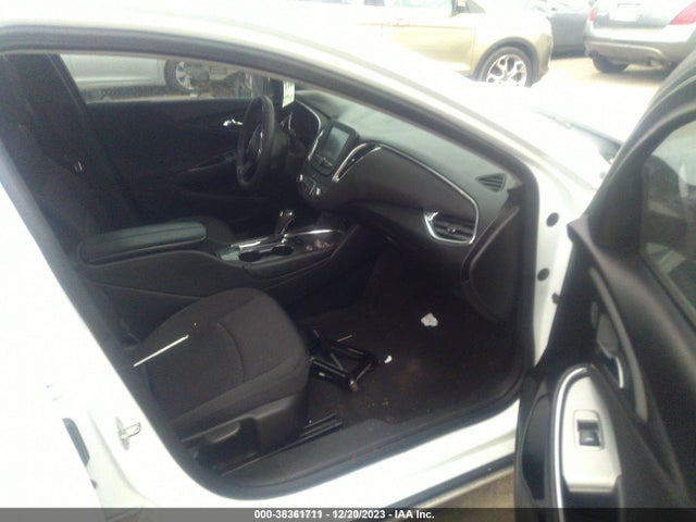 Chevrolet MALIBU LT 2018 1G1ZD5ST4JF139670 Image 5