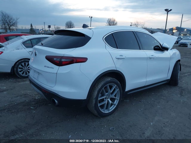 ZASFAKBN7J7B98295 Alfa Romeo Stelvio Ti Awd