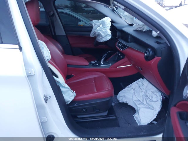 ZASFAKBN7J7B98295 Alfa Romeo Stelvio Ti Awd
