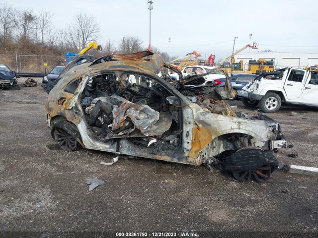 2016 WA1C2AFP5GA105682 головне зображення