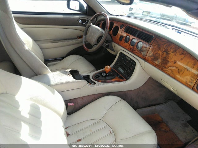 1999 JAGUAR XK8 SAJGX2044XC035529 Photo 4