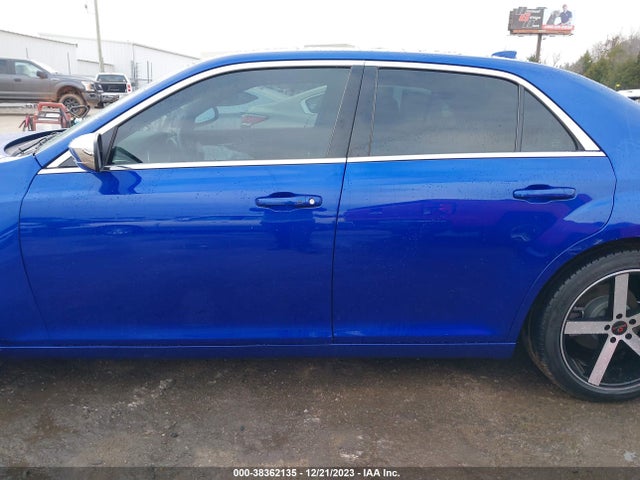 Chrysler 300 Touring 2018 2C3CCAAG1JH308995 Image 14