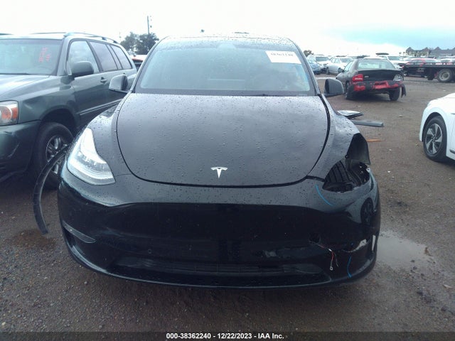 Auction sale of the 2022 Tesla Model Y Long Range Dual Motor All-wheel Drive, vin: 7SAYGDEE3NA004191, lot number: 38362240